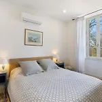 Chateau De La Renaudie Bed & Breakfast