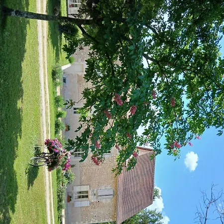 Chateau De La Renaudie 3* Saint-Privat-des-Pres