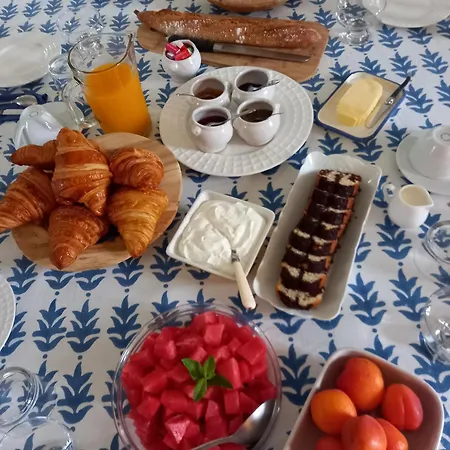 Chateau De La Renaudie Bed & Breakfast