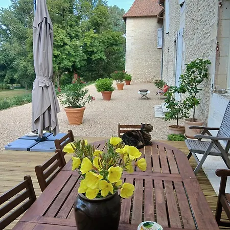 Chateau De La Renaudie 3*