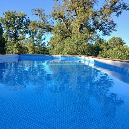 Chateau De La Renaudie 3*